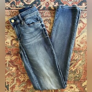 Used White House Black Market the Slim 2L